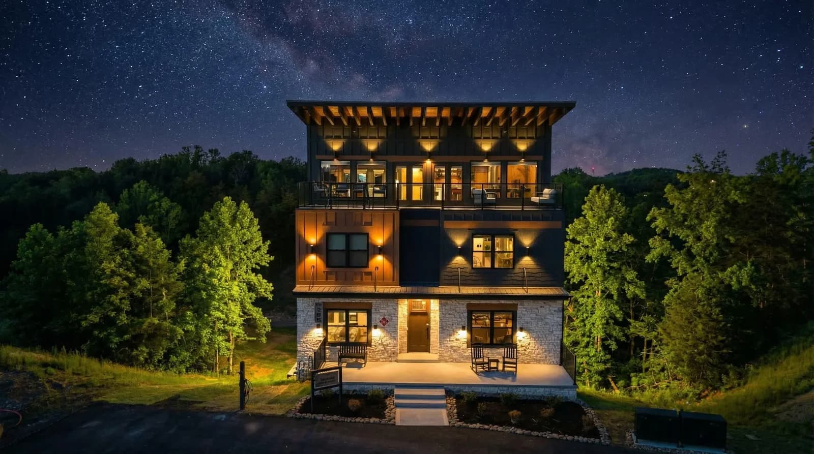 Luxury Chalet | 26 Guests | Indoor Pool | Arcades | Resort Amenities exterior photo